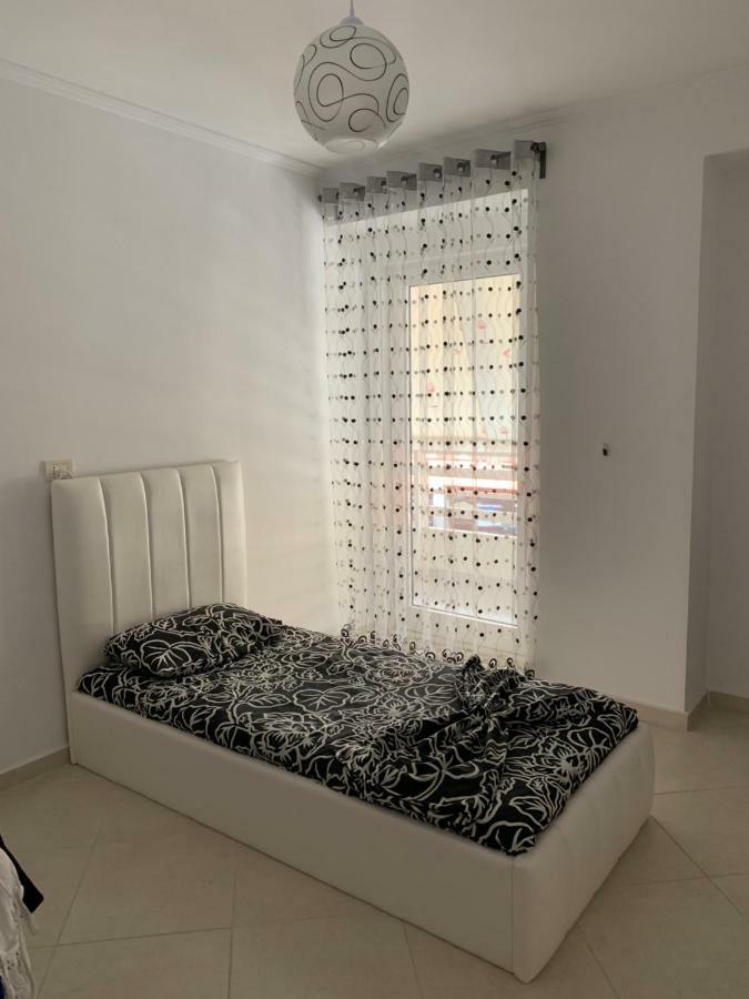 Apartment Marinela *